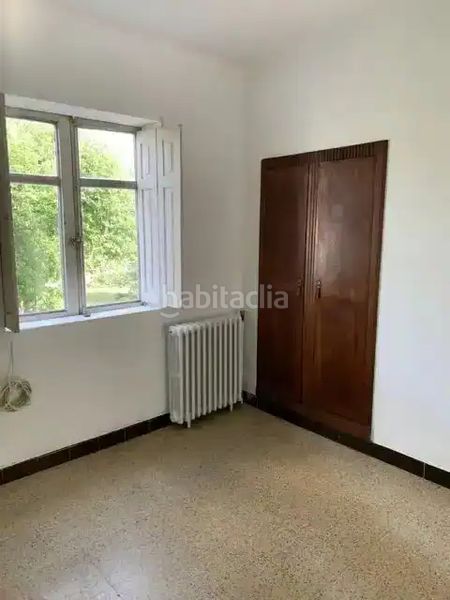 Foto d01666de-81c1-4324-9e85-2e3ef69d3d14. Casa amb calefacció aparcament a Zona Fernández Labreda Pontevedra