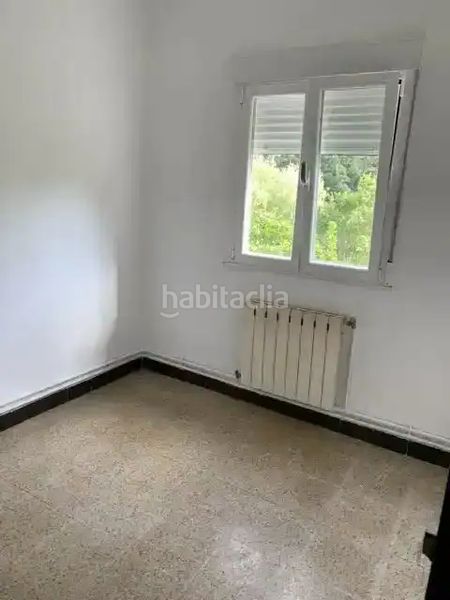 Foto d9094a6c-59ed-410a-88e5-c0d31b3b3c41. Casa amb calefacció aparcament a Zona Fernández Labreda Pontevedra
