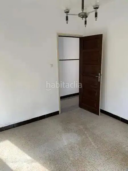Foto e3550f02-d6ca-4c46-94df-425ff6762cce. Casa amb calefacció aparcament a Zona Fernández Labreda Pontevedra