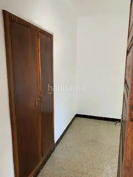 Foto eff52502-3e7e-4122-b2ec-4937c53f9aff. Casa amb calefacció aparcament a Zona Fernández Labreda Pontevedra