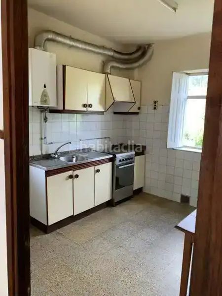 Foto fab220f6-8687-4eba-b7b0-36c2a2f70077. Casa amb calefacció aparcament a Zona Fernández Labreda Pontevedra