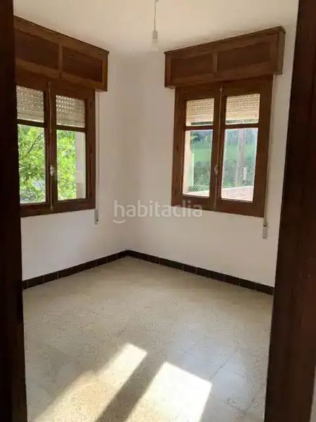 Foto fcac9d16-93a1-41ff-85b9-c595139e4513. Casa amb calefacció aparcament a Zona Fernández Labreda Pontevedra