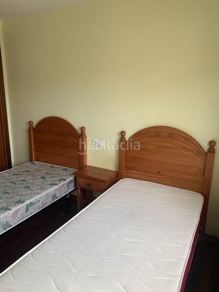 Foto 2bd26197-e481-4b3e-ada9-09b50983b0c5. Apartament amb aparcament a Marín