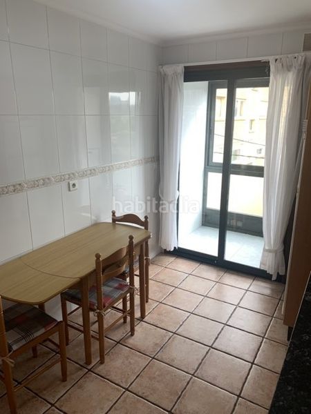 Foto 5714f91d-76c6-4ce2-874a-684c4972acb5. Apartament amb aparcament a Marín