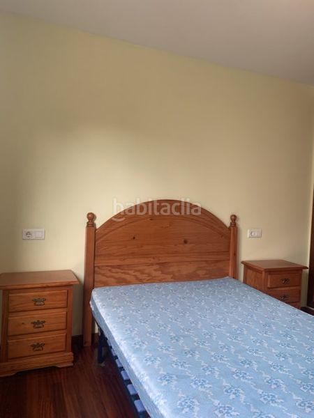 Foto 9d3dd9dc-7721-4620-814c-9a2253694ff7. Apartament amb aparcament a Marín