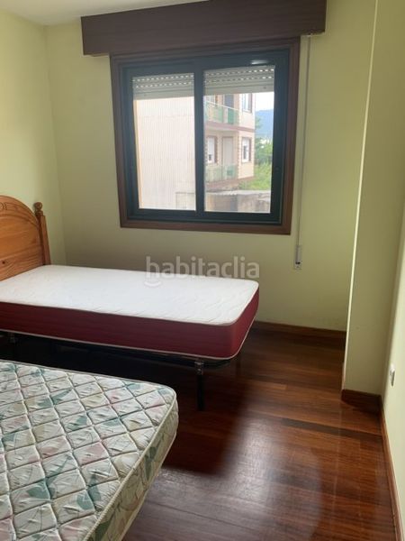 Foto b8db2374-1c25-4747-ae96-530e18f7567a. Apartament amb aparcament a Marín