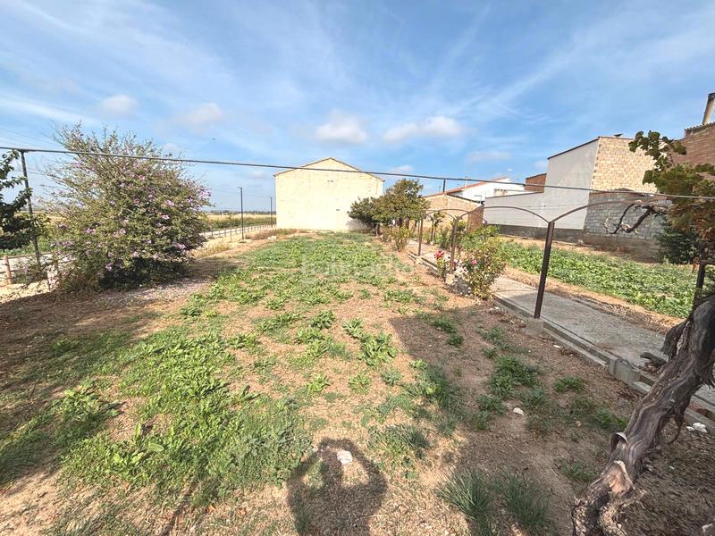 Foto ad5678ba-bd9c-4238-8e6d-2cde3d4e1fa5. Masia a avenida la paz 17 a Binaced