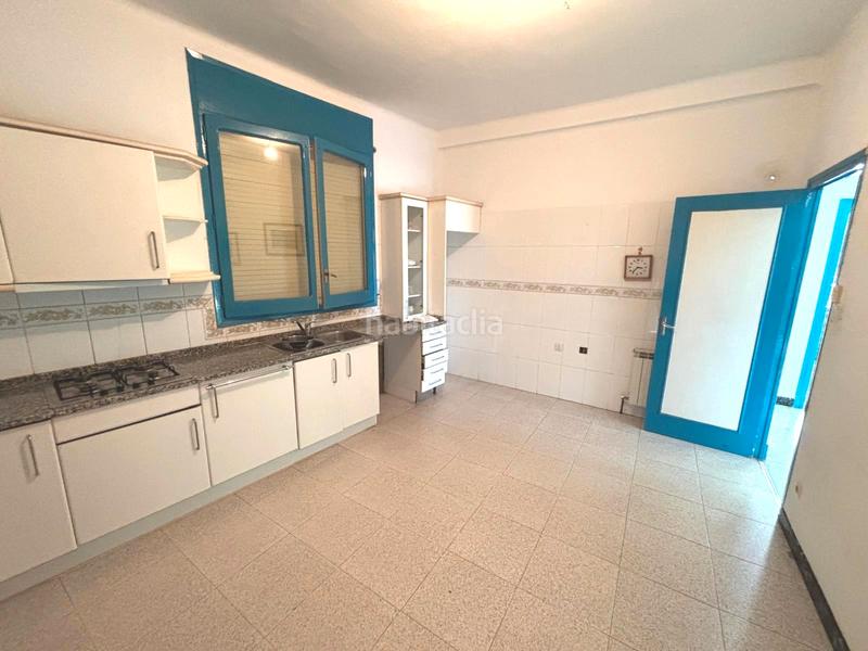 Foto ad69195a-9874-45e0-ad6b-b2b9af3d8531. Masia a avenida la paz 17 a Binaced