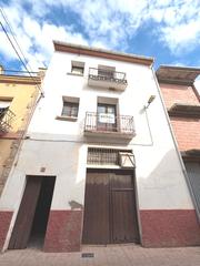Masia a Avenida general coll 1. Gran casa para invertir y hacer apartamentos.