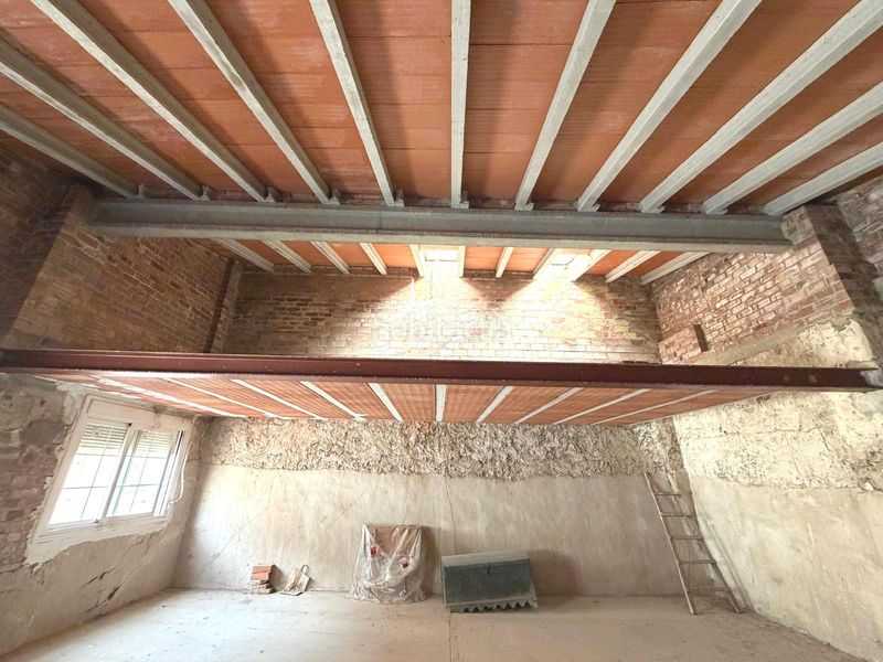 Foto 32f1a199-9f0d-4cf9-90df-b82ab422e55c. Masia a avenida general coll 7 a Alcampell