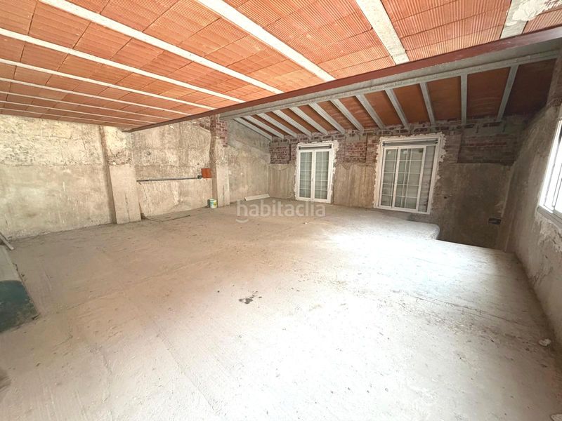 Foto 37df152f-e696-4691-9dd8-36b5fa0d4fce. Masia a avenida general coll 7 a Alcampell