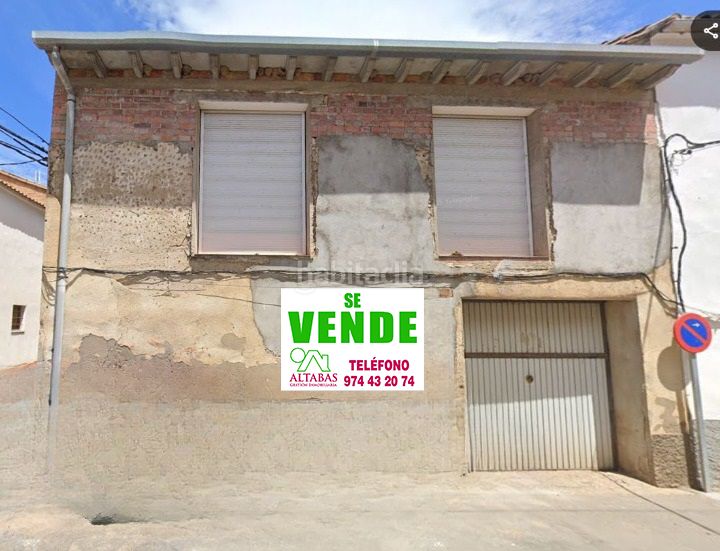 Foto cf30bfde-ce50-4181-993f-4f732b3015d3. Masia a avenida general coll 7 a Alcampell