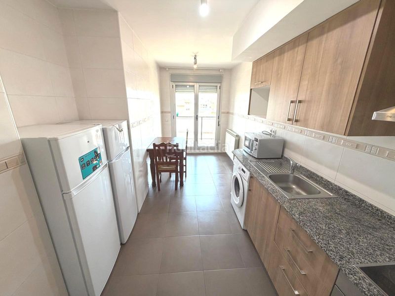 Foto d5573478-f07e-4b88-aca4-a866aec1ef24. Ático ¡¡ gran atico con terraza en binefar !! en Binéfar
