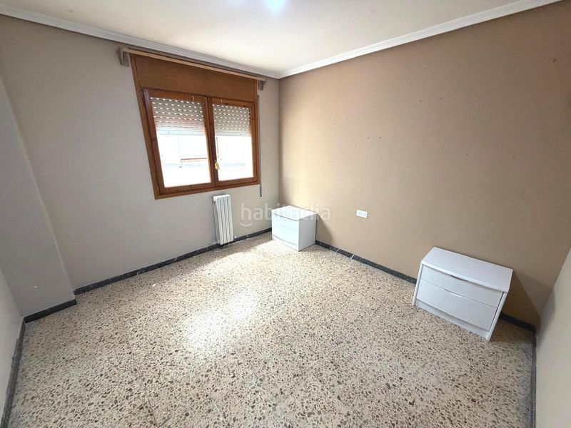 Foto 4f61d6d9-a6c6-44cf-a80d-f091c6b7f72d. Pis amb calefacció aparcament a Binéfar