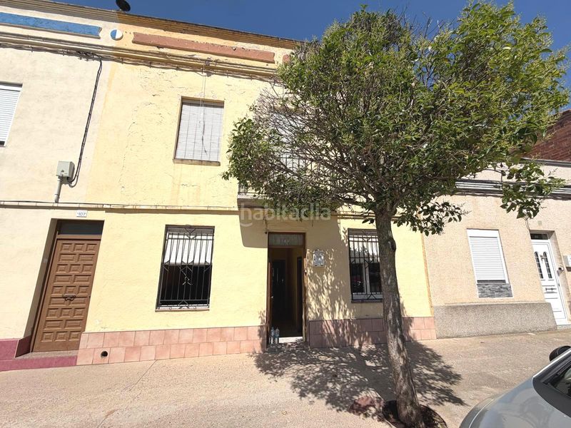 Foto b71ddece-b580-451e-a850-f55f116edda2. Casa a Alfarràs
