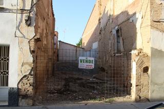 Terreny residencial en Calle monzn 26.  solar en el centro de binfar !!