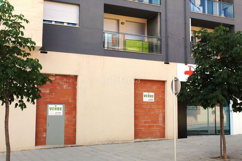 Foto 03de9577-aa18-46c3-82e5-79cd5dd3ff2d. Local comercial a calle benito coll 81 a Binéfar