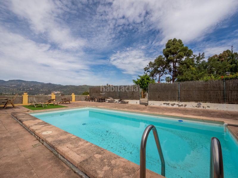 Foto 6bb76bb8-c6e6-4c73-9886-496664285e2f. Xalet amb xemeneia aparcament piscina a Monte Lentiscal - Las Meleguinas Santa Brígida