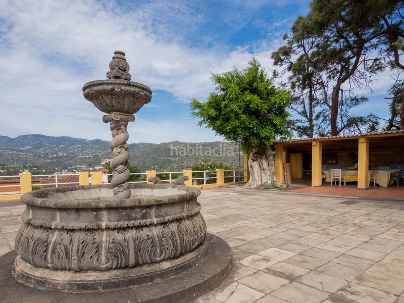 Foto a01c1f8a-a6d4-4d62-a613-6866987f46e5. Xalet amb xemeneia aparcament piscina a Monte Lentiscal - Las Meleguinas Santa Brígida