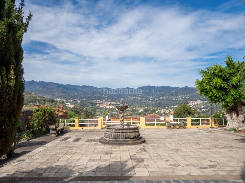 Foto f707df58-2256-48bd-a08f-c1efc2946f29. Xalet amb xemeneia aparcament piscina a Monte Lentiscal - Las Meleguinas Santa Brígida