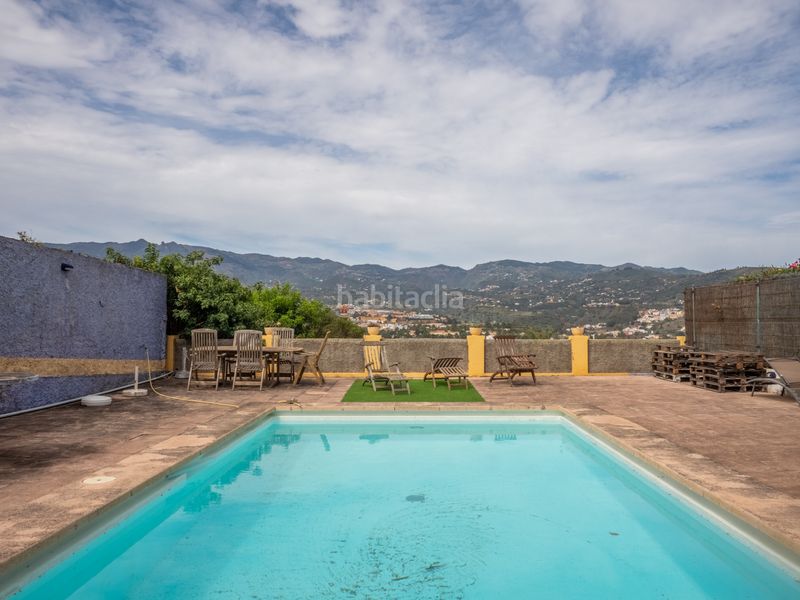 Foto ff36b256-38cf-4342-9354-bdf80a4dd4bf. Xalet amb xemeneia aparcament piscina a Monte Lentiscal - Las Meleguinas Santa Brígida