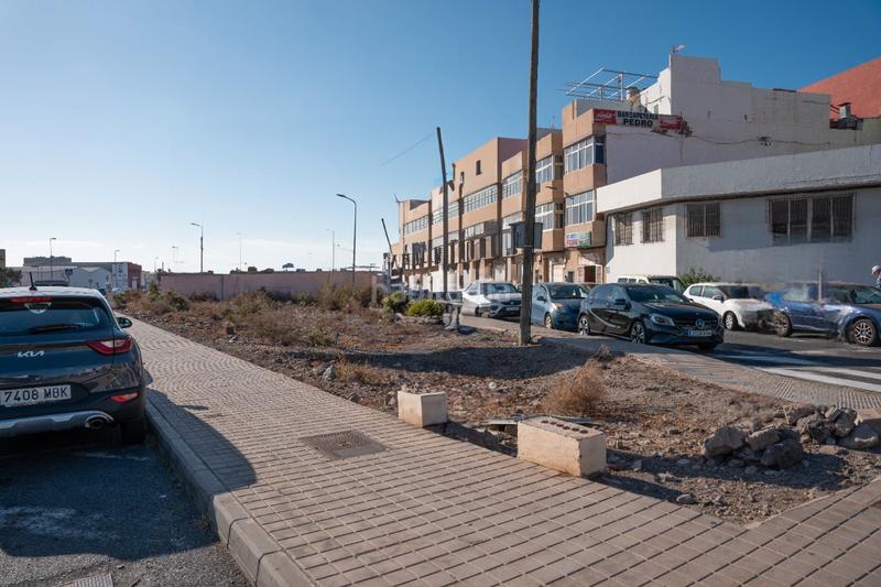 Foto 33aa9396-257e-4fa1-b86d-26e8f9fb6c36. Terreno residencial en calle extremadura 1 se vende terreno urbano consolidado . en Santa Lucía de Tirajana