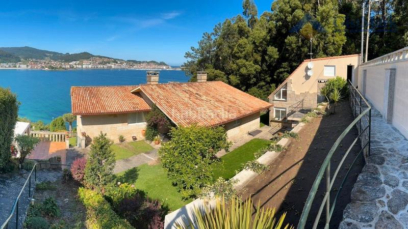 Foto ac616cf5-eab7-42c3-8309-4578cec4e543. Chalet  con vistas al mar en San Pedro da Ramallosa Nigrán