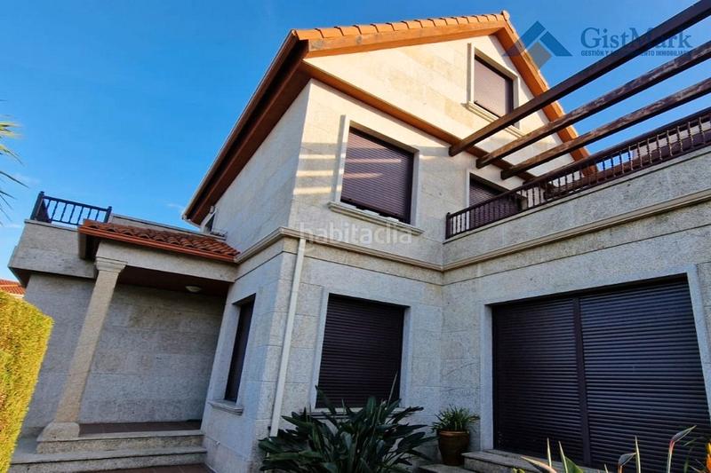 Foto 145cf496-fd51-467c-bc6d-d857201ca78a. Chalet with heating parking in Baiona