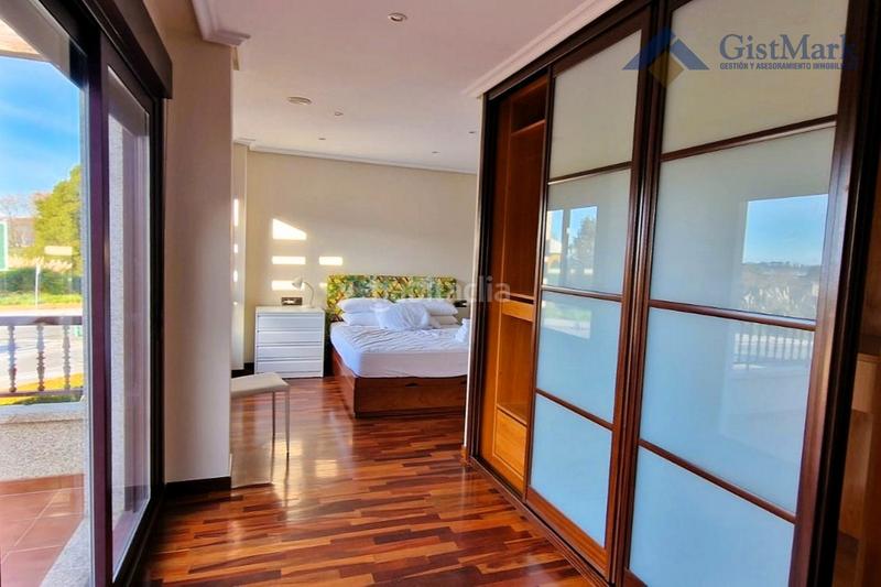 Foto 24c03f4b-3e79-4457-8d31-9963516919dc. Chalet with heating parking in Baiona