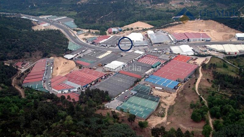Foto ce206699-b6d1-423e-9843-4a533dfb1c9f. Miete geschäftsraum in n-525 31 in San Cibrao das Viñas