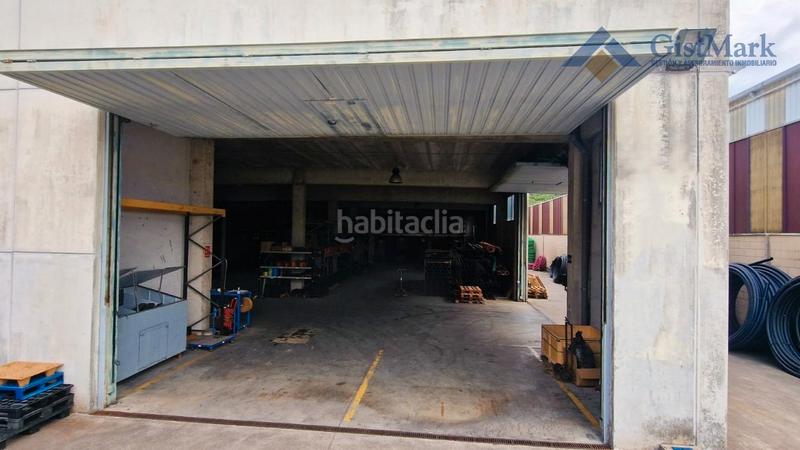 Foto 20ea87f8-c5c6-4480-b4d4-4afa0dbf1539. Alquiler nave industrial en avenida de peinador 11 nave alquiler en puxeiros en Mos