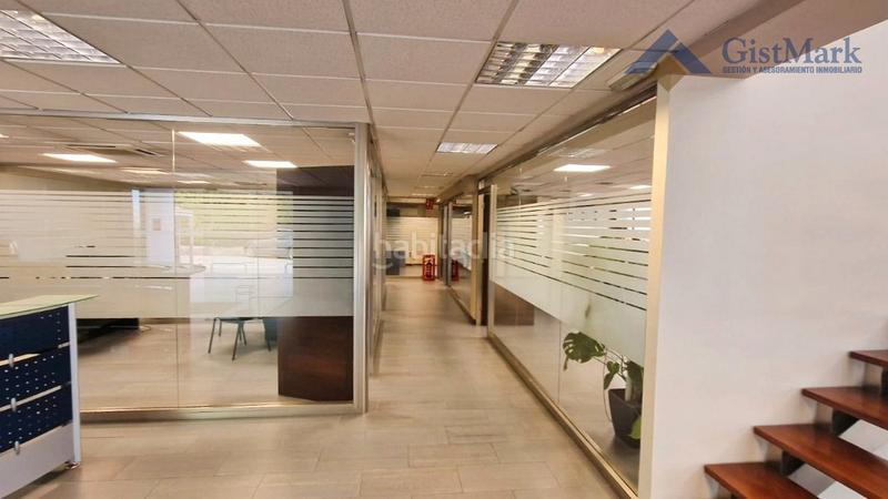 Foto 9c2f4ab2-aab8-46dc-b7a0-44e4b539d5fd. Alquiler nave industrial en avenida de peinador 11 nave alquiler en puxeiros en Mos