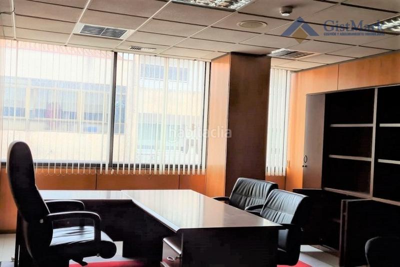 Foto 32d7ebbb-39ae-4f6e-a1bd-6c0b60dda6fe. Location bureau dans rúa do brasil 56 dans Plaza España - Corte Inglés Vigo