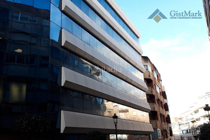 Foto 29f92a36-90ee-4949-9ff7-50e8d2e453a6. Rent office space in rúa do brasil 56 in Plaza España - Corte Inglés Vigo