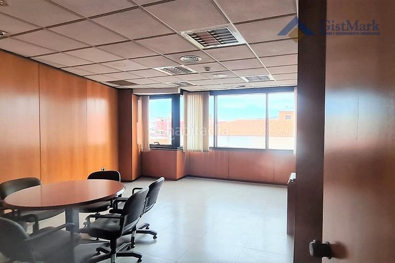 Foto c418c3f3-7fa0-4640-b670-033ccf612539. Alquiler oficina en rúa do brasil 56 gran oficina de 723m² en calle brasil en Vigo