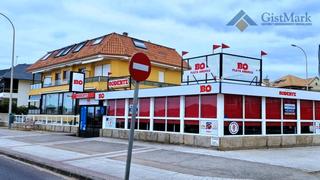 Lloguer Local Comercial a Avenida praia america 11. Local restaurante hostelería playa américa licencia alquiler y v