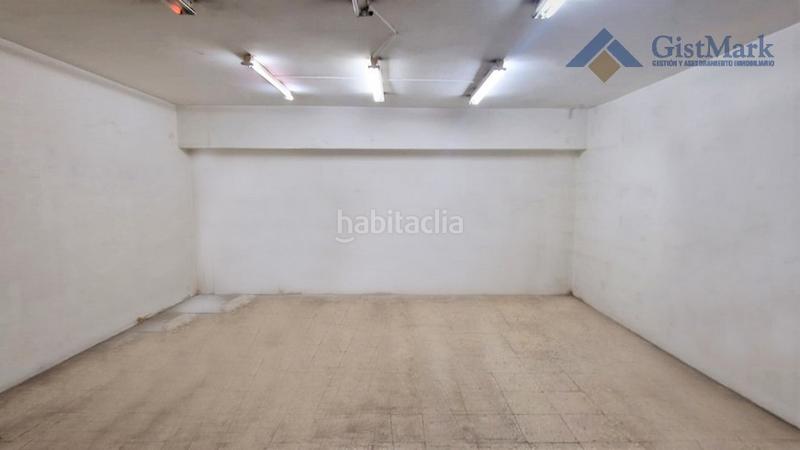 Foto f0f0f3d3-f586-450a-9163-465505b70570. Affitto locale commerciale in rúa cánovas del castillo 10 in Vigo