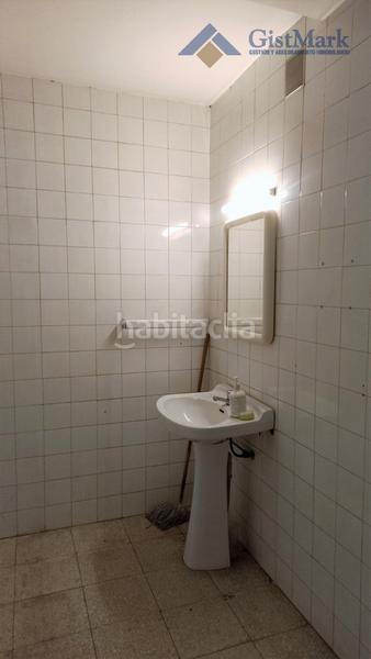 Foto 95527267-d0cd-4eb3-b52a-d6184b7bc37e. Lloguer local comercial a rúa cánovas del castillo 10 a Vigo