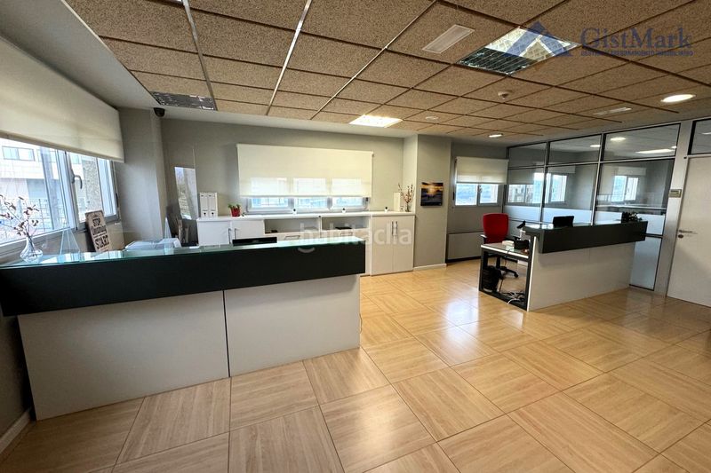 Foto dd0e58e6-a03f-4a97-8757-681e5ece0649. Edifici a San Lázaro - Meixonfrío Santiago de Compostela