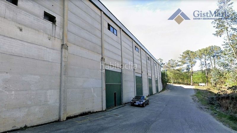 Foto cfe62b6f-e114-4b49-a94d-4b88d3871304. Location bâtiment à usage industriel dans Valadares - Beade Vigo