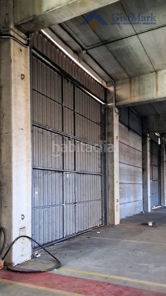 Foto dfaed204-326f-48e0-abd4-cba2a7dc90c2. Location bâtiment à usage industriel dans Valadares - Beade Vigo