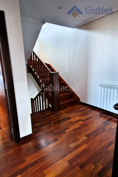 Foto bd38f0c7-fc5b-4cec-9564-43e3c28ea86a. Xalet amb calefacció aparcament a Baiona