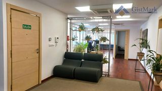 Lloguer Oficina en R�a do pr�ncipe 24. Oficina muy luminosa en calle pr�ncipe