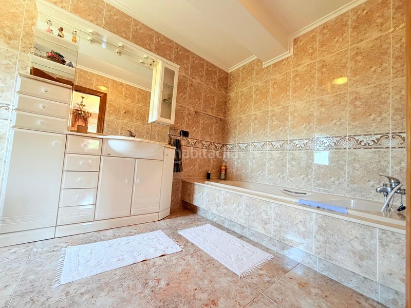 Foto 0ee4f1bc-16bb-4348-b950-a097e423bbe7. Casa amb calefacció aparcament a La Magdalena Avilés