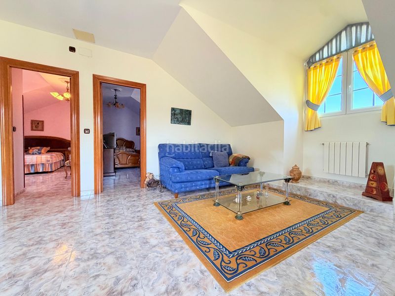 Foto abeb362f-459f-4fe0-86e6-7b0bae0300fa. Casa amb calefacció aparcament a La Magdalena Avilés