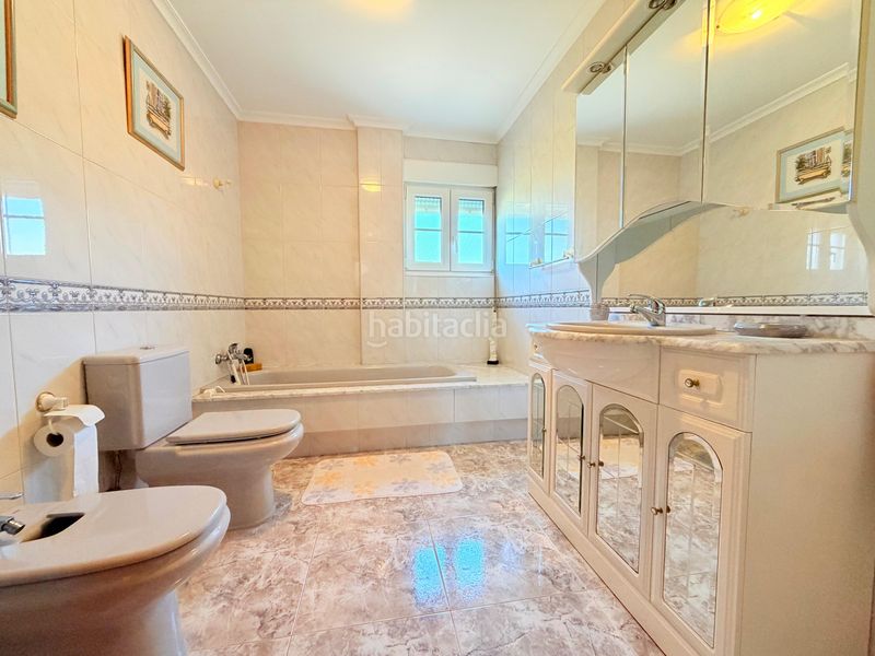 Foto ff7d9703-99d4-4391-9409-3c31ffaa5d49. Casa amb calefacció aparcament a La Magdalena Avilés