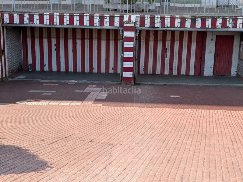 Foto ee42c2f8-8664-4f05-8402-a44396abead7. Pis amb aparcament a Llaranes Avilés
