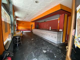 Local Comercial  Las vegas - severo ochoa. Local comercial a pie de calle con muchas posibilidades. ha esta