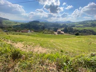 Terreny residencial  Illas - barrero. Finca edificable y muy soleada en illas