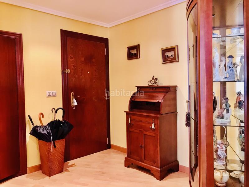 Foto b4cc3b2d-427a-47c4-9f0f-e7d60e7fae7d. Pis amb calefacció a Centro Avilés